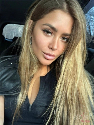 Foto di Abby Vip - Escort Roma - Donna cerca uomo a Roma