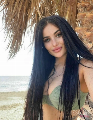 Foto di Kitty - Escort Prato - Donna cerca uomo a Prato