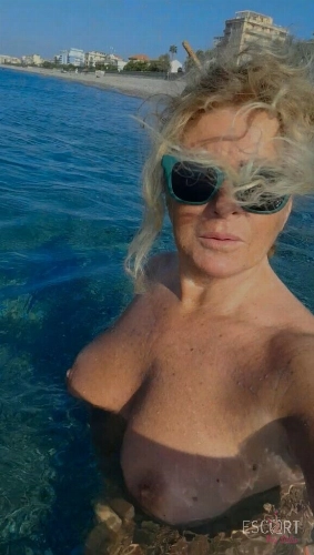 Foto di Nadia_Blonde _ SQUIRT - Escort Udine - Donna cerca uomo a Udine
