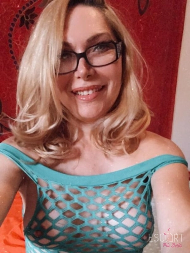 Foto di Elena Milf - Escort Seregno - Donna cerca uomo a Seregno