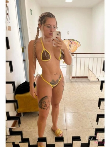 Foto di Mati - Escort Giugliano In Campania - Donna cerca uomo a Giugliano In Campania