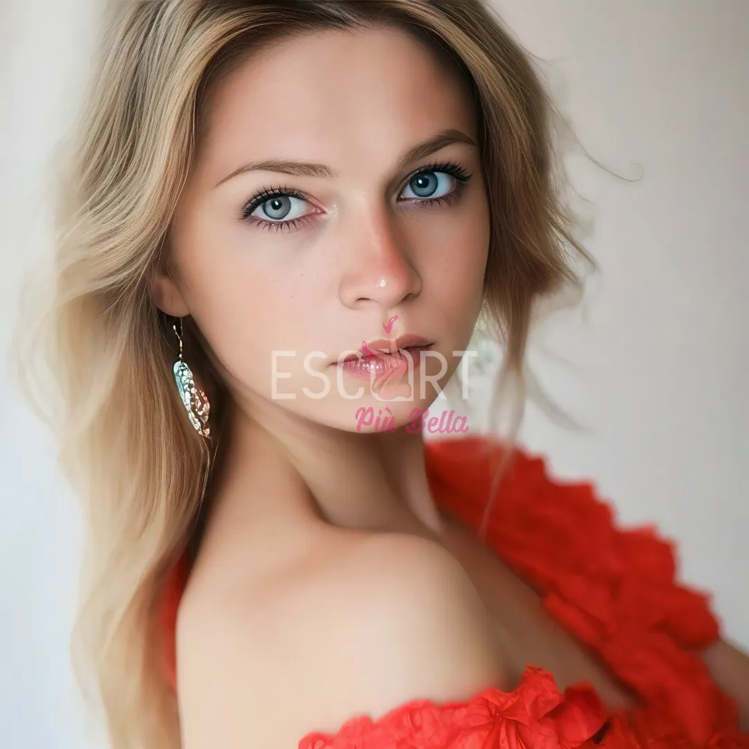 Foto di Diana - Escort Torino - Donna cerca uomo a Torino